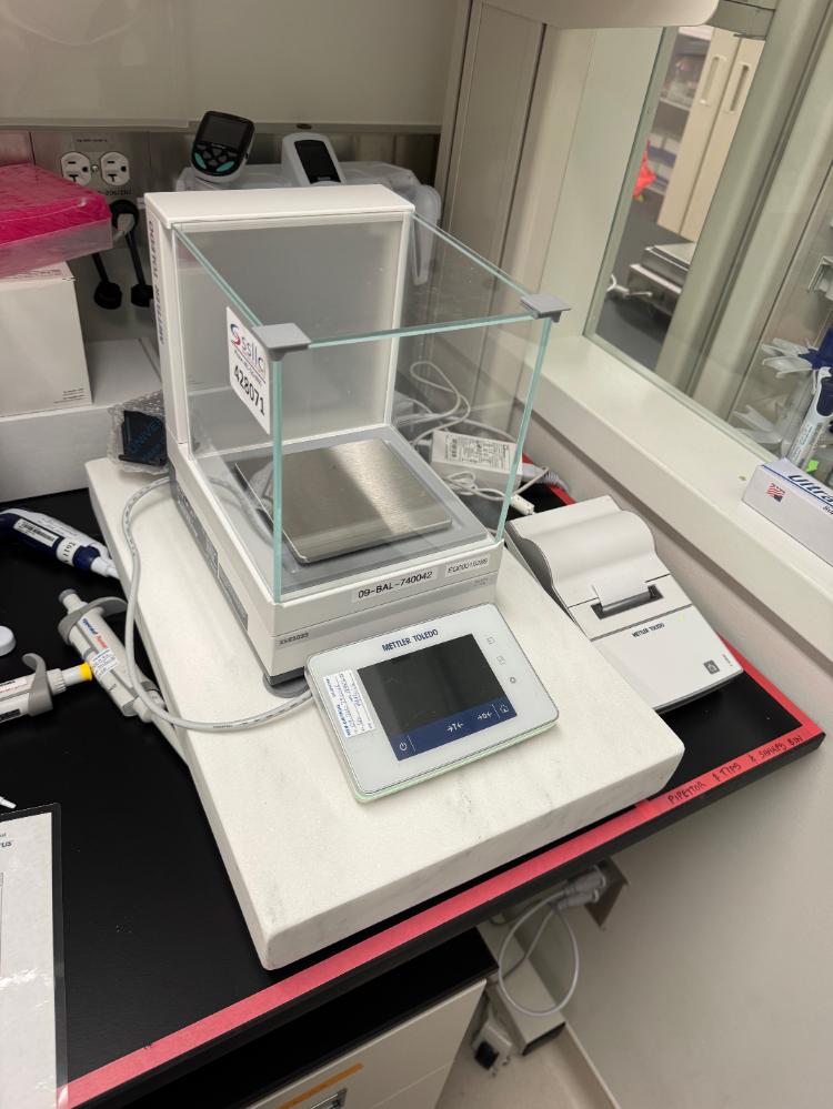 Image of Mettler Toledo XSR303S Analytical Balance